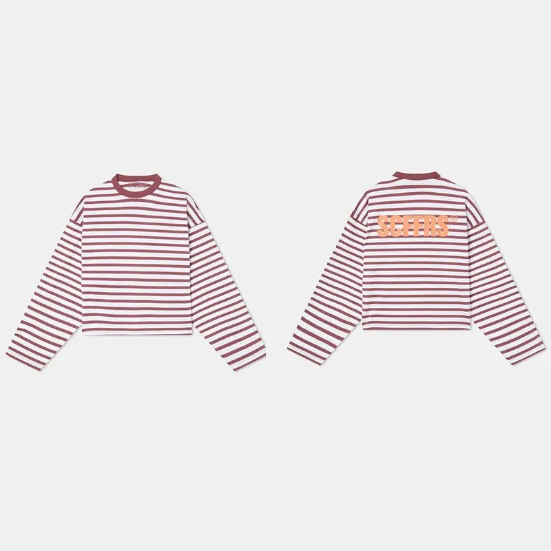 ユニセックスの長袖Tシャツ。ゆったりとしたストライプ柄で、背 - Blouses のレビューと価格